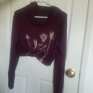 Thin maroon half sweater